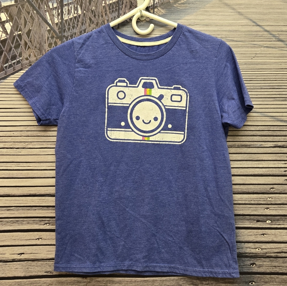 Small Shop Blue Camera IG Graphic T-Shirt Unisex Medium 8/10